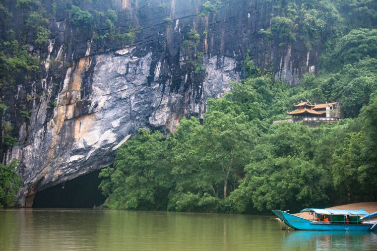 Ingang van de Phong Nha Cave