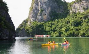 Halong Bay cruise