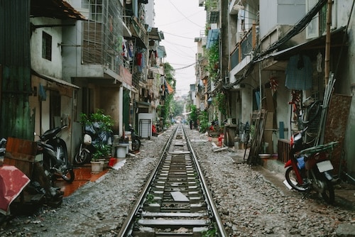 Dag 2. Bezoek aan verborgen plekken in Hanoi waaronder de treinstraat.