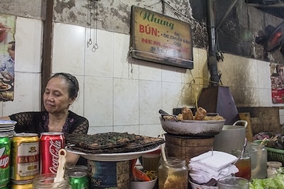 Hanoi streetfood steeg