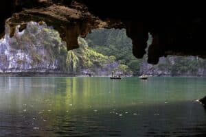 dag-3-luxe-lan-ha-bay-cruise