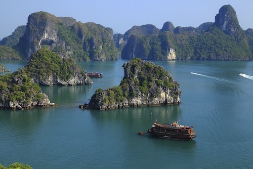 Halong Bay 