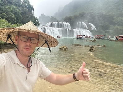 Vraag bij Verrassend Vietnam een visum aan.