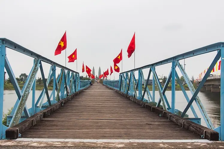 hien-luong-brug-2
